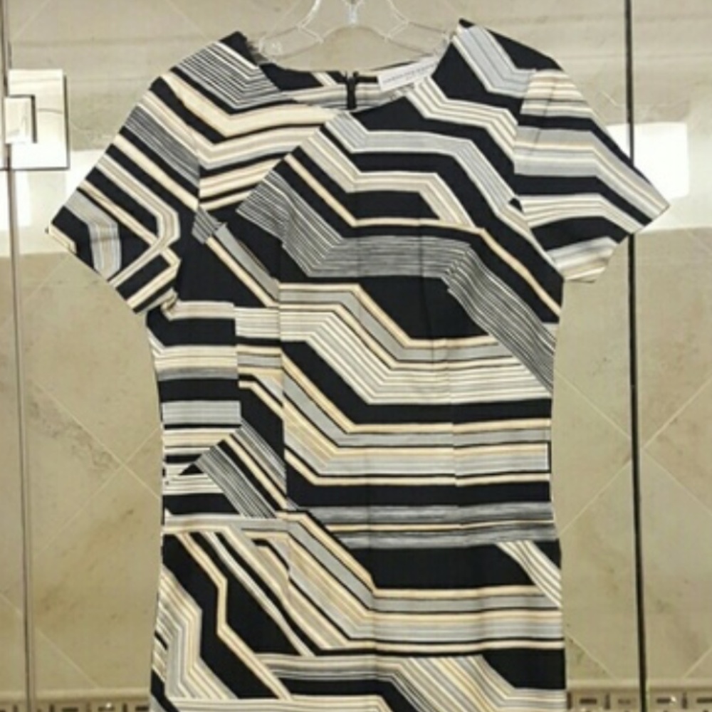 Carolina Herrera Graphic Print Sheath Dress